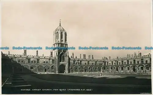 R029129 Oxford. Christuskirche. Tom Quad. RP