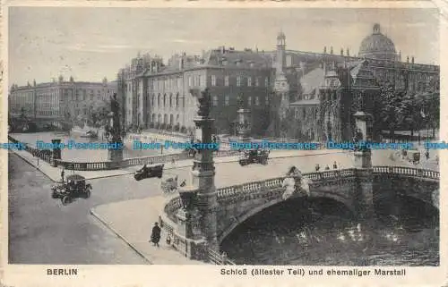 R129233 Berlin. Schloss und Ehemaliger Marstall. W.M.B