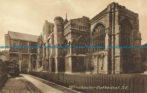 R640483 Winchester Cathedral. S. E. F. Frith. Nr. 64448. 1931