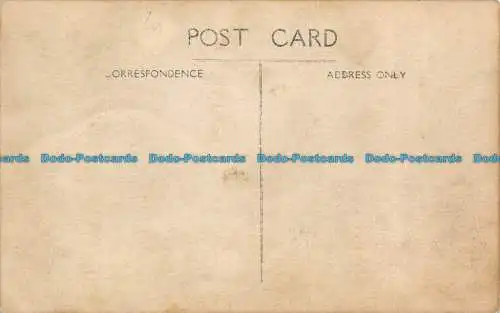 R157859 Alte Postkarte. Men Company