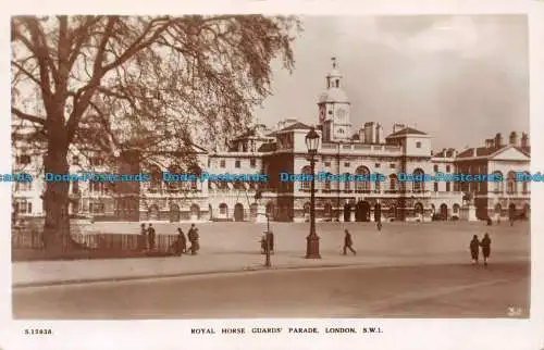 R157864 Royal Horse Guards Parade. London. S. W. Kingsway. RP. 1933