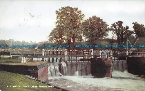 R157063 Allington Lock near Maidstone