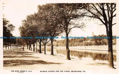 R157088 Batman Avenue and the Yarra. Melbourne. Vic. Die Rose. RP