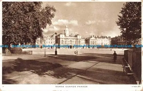 R667900 Horse Guards Parade. stecken. 1951