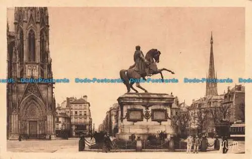 R668015 Rouen. la Ville Musee. Place de l Hotel de Ville. Statue de Napoleon I e