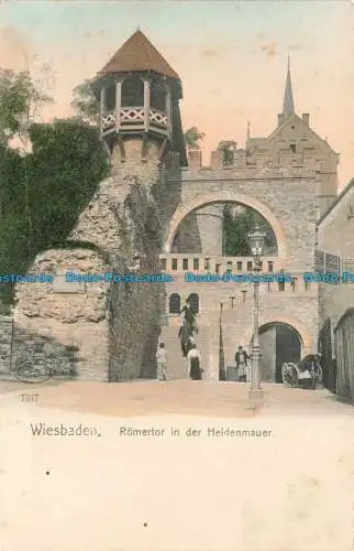 R670803 Wiesbaden. Romertor in der Heidenmauer