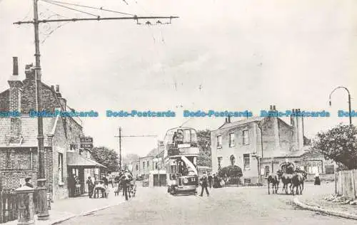 R672805 Barkingside Broadway. Redbridge Public Libraries. 1904