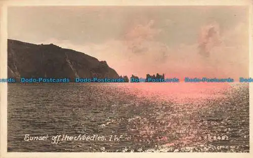 R672235 I.W. Sonnenuntergang der Nadeln. W. J. Nigh