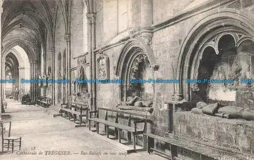 R672510 Cathedrale de Treguier. Bas Reliefs en Bois Sculpte. ND. Foto