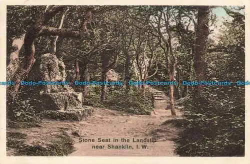 R673404 I.W. Steinsitz im Erdrutsch nahe Shanklin