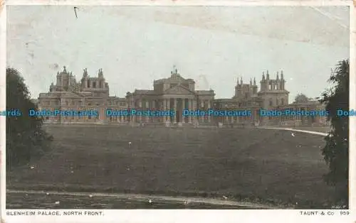 R673637 Blenheim Palace. Nordfront. Spott. 1906