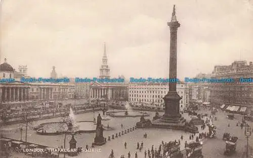 R674593 London. Trafalgar Square. London Stereoscopic Company Serie