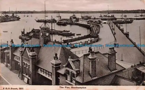 R674114 Southampton. Der Pier. F. G. O. Stuart