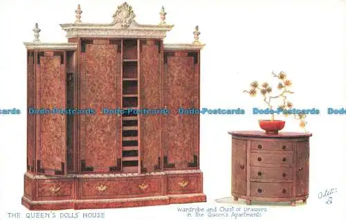 R675221 The Queen Dolls House. Kleiderschrank und Kommode im Queen Apartm