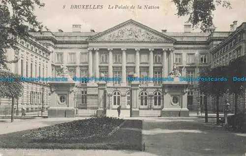 R677112 Bruxelles. Le Palais de la Nation