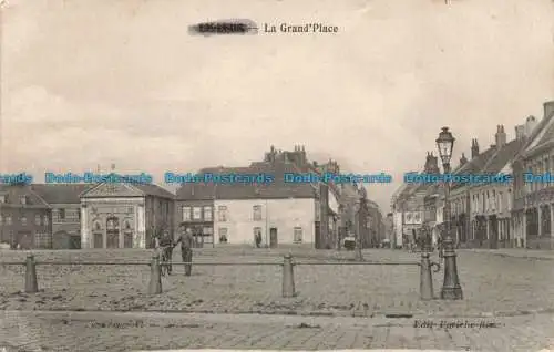 R676731 La Grand Place. Poriche. Desaix