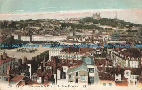 R676861 Lyon. Panorama de la Ville. La Place Bellecour. LL. 400