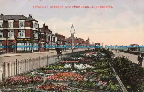 R677589 Cleethorpes. Kingsway Gardens and Promenade