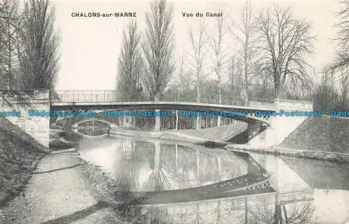 R677628 Chalons sur Marne. Vue du Canal