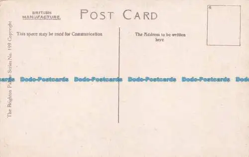 R677895 Brighton. Auf dem Sand. Dies ist ein sehr schöner Ort. Brighton Palace Serie