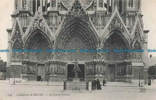 R678932 Cathedrale de Reims. Le Grand Portail. ND. Foto