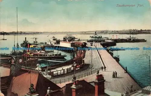 R679278 Southampton Pier. J. Welch. 1912