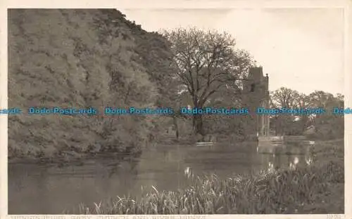 R679550 Blick auf das Schloss und den Fluss. Parker. 1931