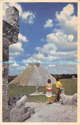 R168372 Die prächtigen Maya-Pyramiden von Chichen Itza. Yucatan. Pan American World