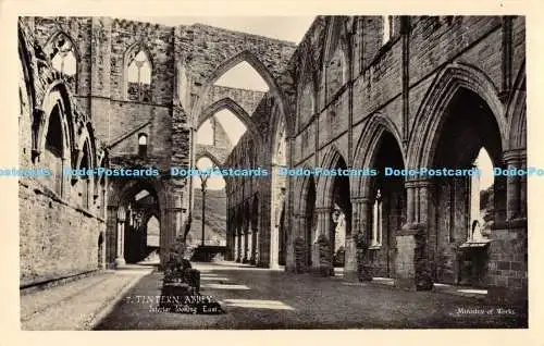 R169041 7. Tintern Abbey. Innenraum Blick nach Osten. Arbeitsministerium. Krone