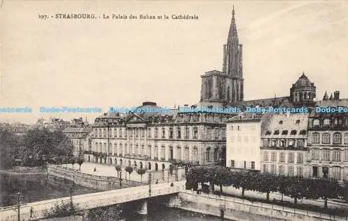 R169719 Straßburg. Le Palais des Rohan et la Cathedrale. La Cigogne