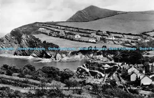 R170931 Parade und Hafen. Combe Martin. Valentinstag. RP