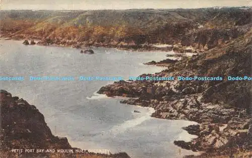 R170433 Petit Port Bay und Moulin Huet. Guernsey