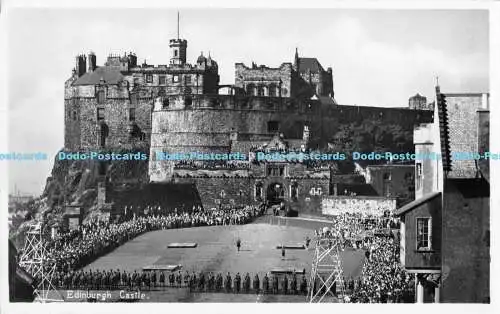 R173157 Edinburgh Castle. Dennis. RP. 1950