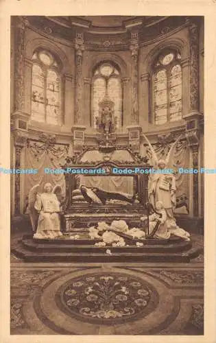 R172314 Chapelle et Chasse de Sainte Therese de lEnfant Jesus. Kapelle und Schrein