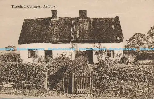 R172637 Reetgedeckte Cottages. Astbury