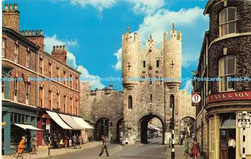 R175436 Micklegate Bar. York. Präzision