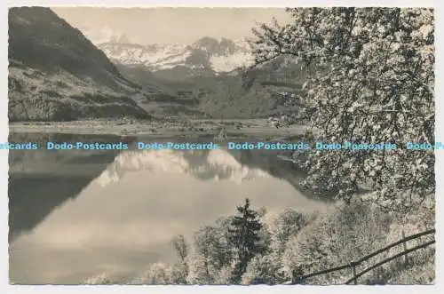 C005384 Sarnersee. Blick auf Giswil mit Wetterhorn und Schwarzhorngruppe. Reinha