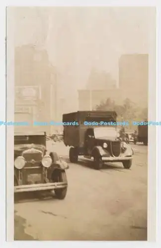 C004658 New York. Fahrzeug. Autos. Transport. Gebäude. 1936