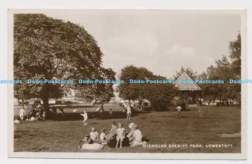 C005776 48. Nicholas Everitt Park. Lowestoft. RP. 1933