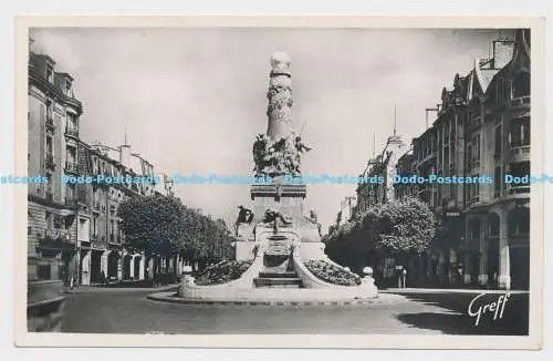 C008782 Reims. Marne. Place Drouet dErlon la Fontaine Sube. Greff