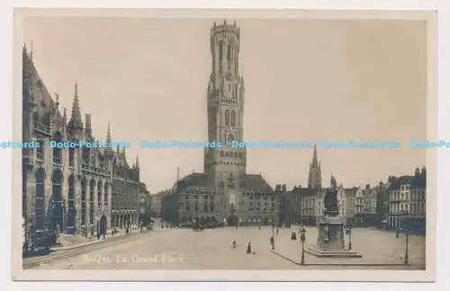 C007808 Brügge. La Grand Place. Art L.S