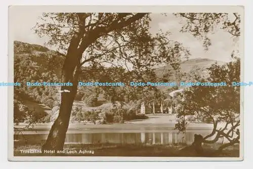 C011146 Trossachs Hotel und Loch Achray. RP. 1950