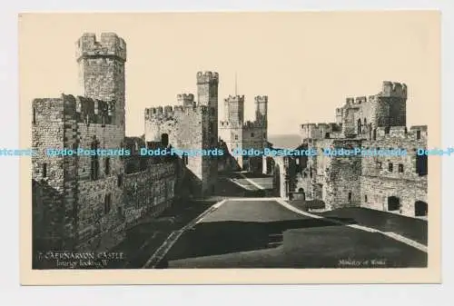 C010189 7. Caernarvon Castle. Innen aussehendes W. Arbeitsministerium. Krone