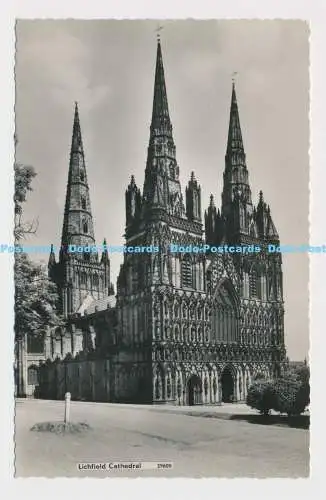 C009276 Kathedrale von Lichfield. 29600. Serie St. Albans. RP