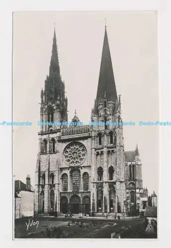 C009538 La Douce Frankreich. 1. Chartres La Cathedrale. Yvon