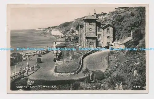 C011854 Ventnor mit Blick nach Westen. I. W. 4479. RP. Nahe. 1948