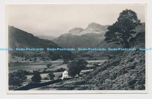 C012219 E 327 215. Langdale Valley und Pikes. Sankeys. Karre im Möbel