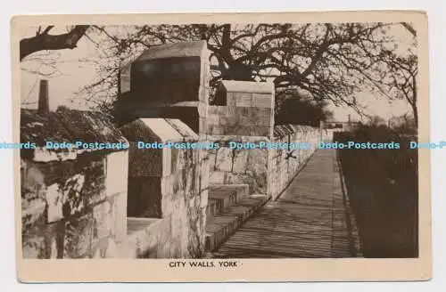 C012399 Stadtmauer. York. 1923. RP. City Serie Nr. 11. T.D.Y