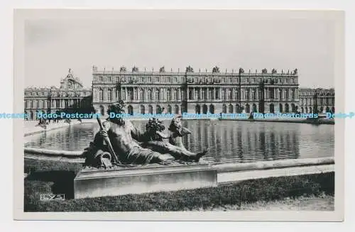 C016499 Versailles. Blick auf die Terrasse. Lys. 1948