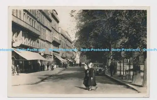 C019778 Quimper. Le Sourire de la Bretagne. La Rue du Parc. P. Loubatie